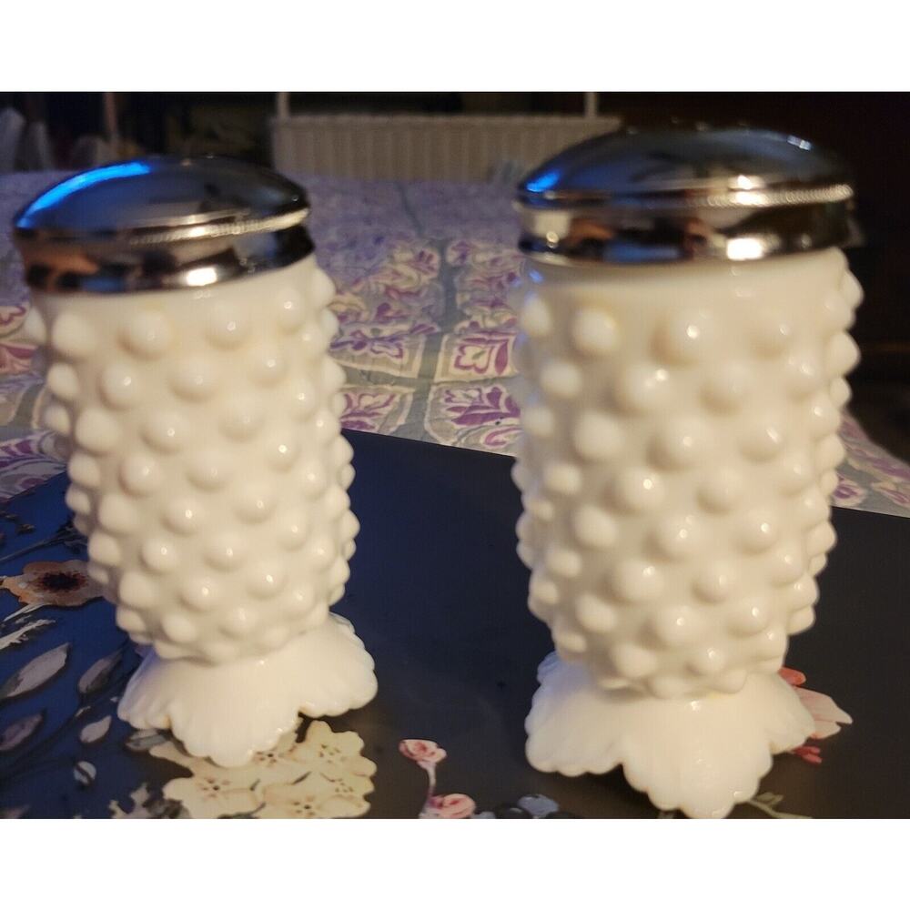 Vintage Hobnail White Milk Glass Salt Pepper Shaker Set Mid Century